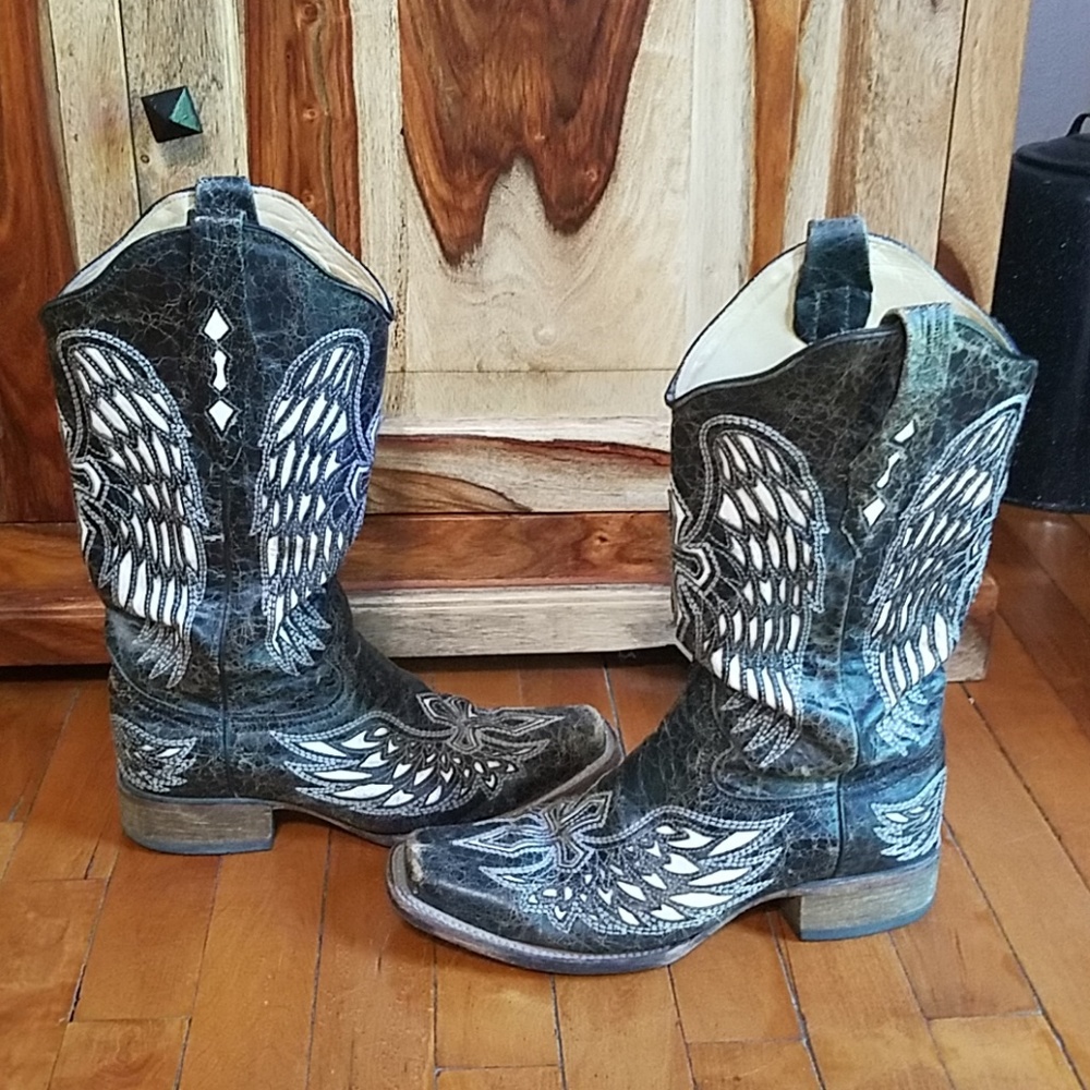 WOMENS CORRAL BOOTS